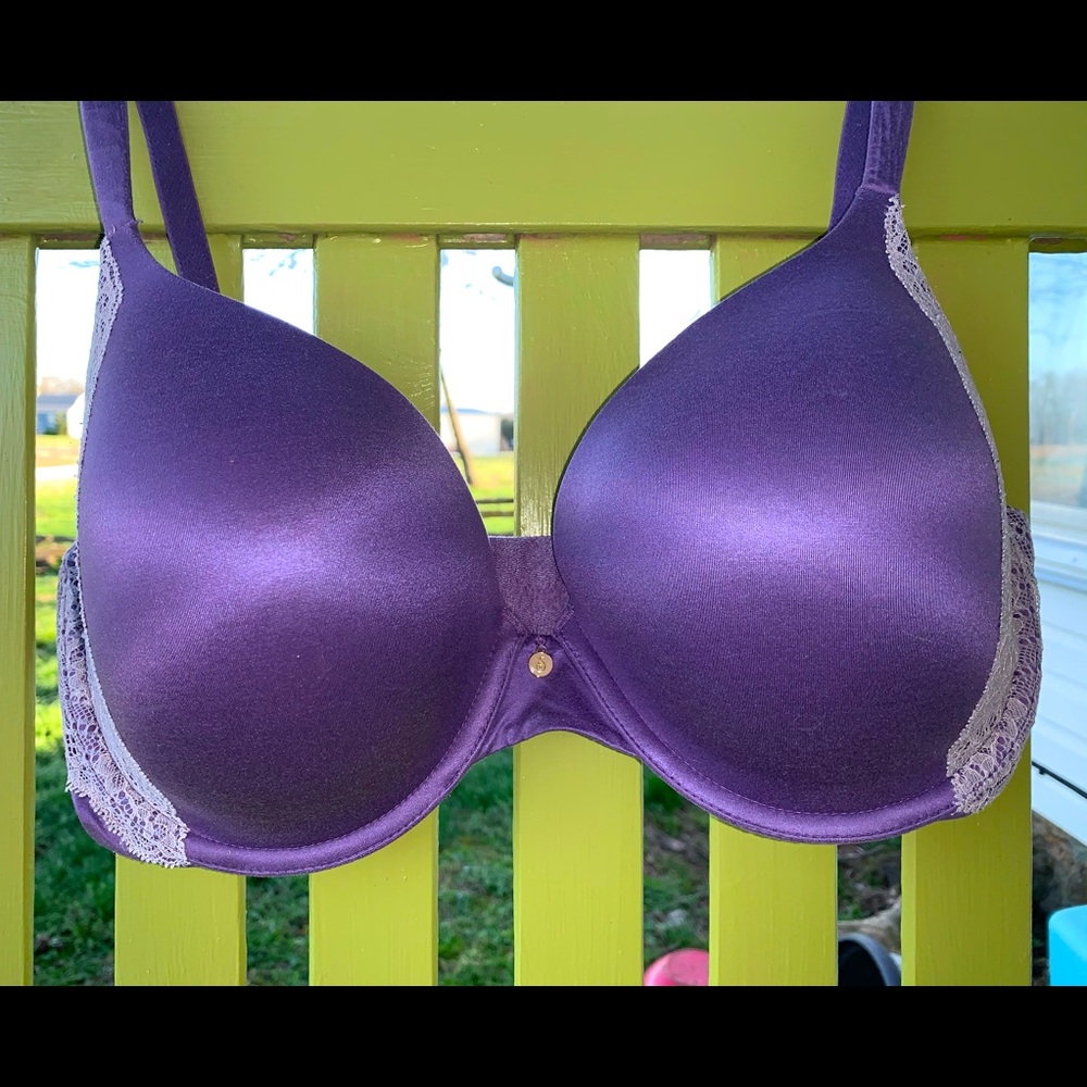 Victoria’s Secret showstopper bra 34DD